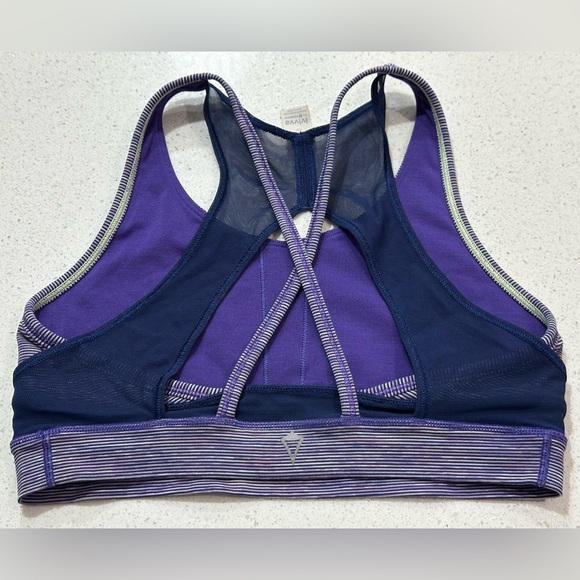 Ivivva: Girls Sports Bra - Size 10 - Picture 3 of 7